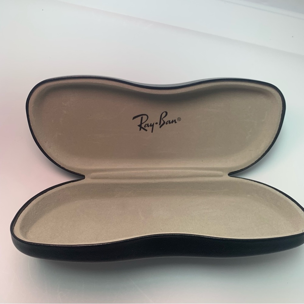 Ray-Ban Hard Shell Sunglasses‎ Case